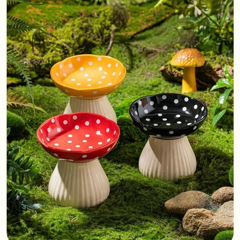 Mushroom Cat Feeding Bowl – Elevated Resin Pet Bowl for Food & Water, Neck Protection Design, Cute Home Décor